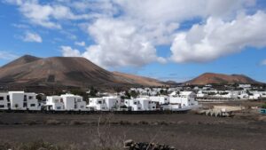 Lanzarote, Arrecife: Leichter Urlauber-Anstieg 23 lanzarote panorama