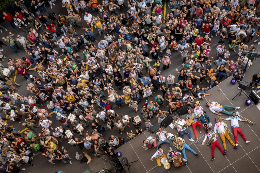 MUECA ist der Hit 100 Mueca