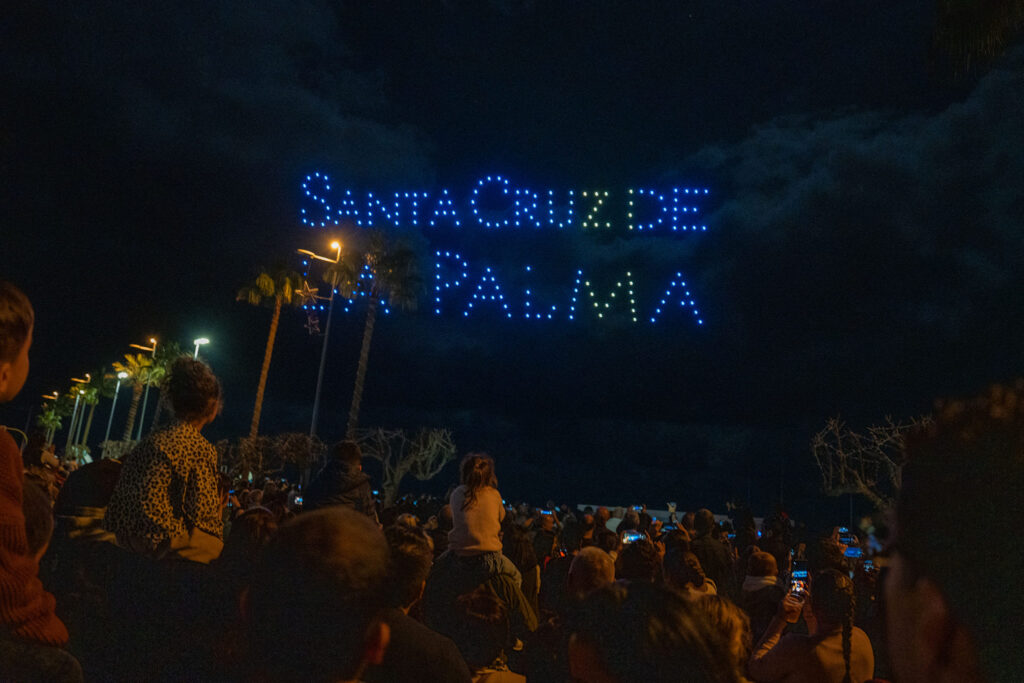 La Palma-Santa Cruz Drohnen-Show zum Auftakt der Weihnachtszeit 95 Drohnenshow