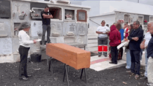 traurige BEerdigung