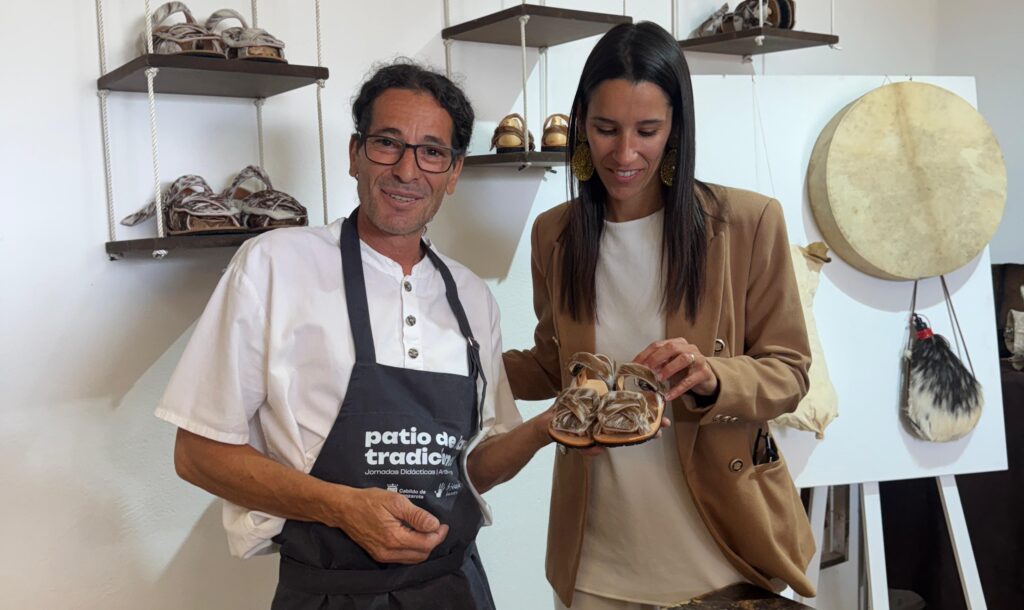 Lanzarote, Arrecife: Jugend trifft Kunsthandwerk 100 Jugend