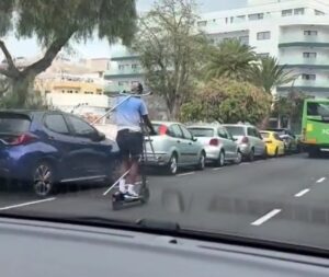 Rollerfahrer