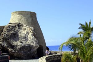 Teneriffa-Südwest, Guía de Isora: Alter Kalkofen wird erhalten 14 Alter