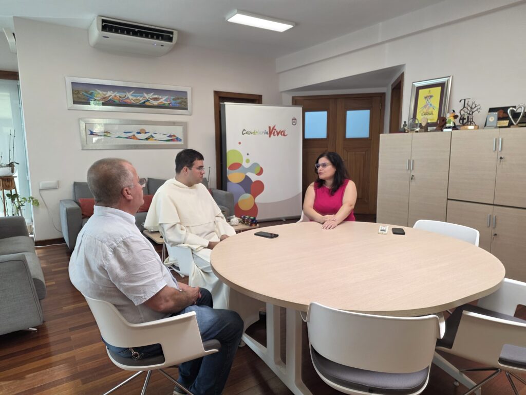 Teneriffa-Ost, Candelaria: Neuer Prior der Basilica begrüßt 99 Neuer