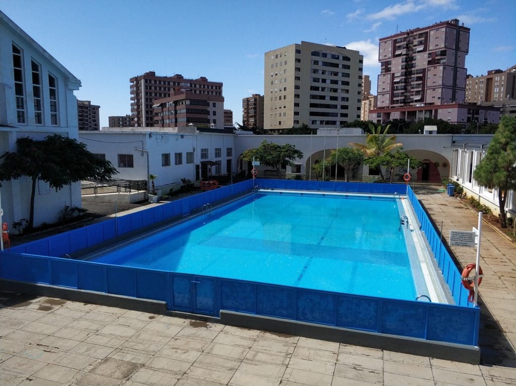 Schwimmbad