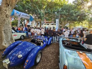 Teneriffa-Nordost, Santa Cruz: Straßensperre wegen Klassiker-Rallye 9 Strassensperre