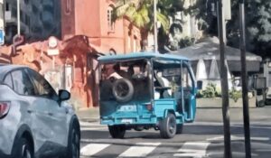 Teneriffa-Nordost, Santa Cruz: Tuk Tuks fahren illegal 10 Tuk Tuk