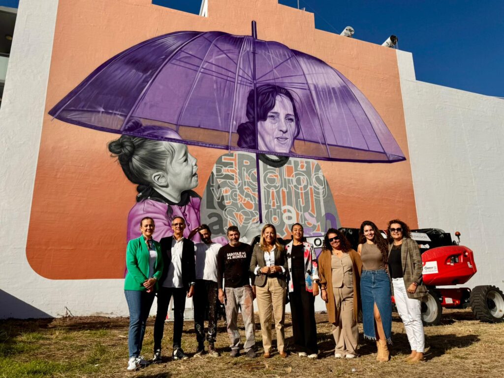 La Palma, Los Llanos de Aridane: Wandgemälde gegen häusliche Gewalt 92 Wandgemaelde