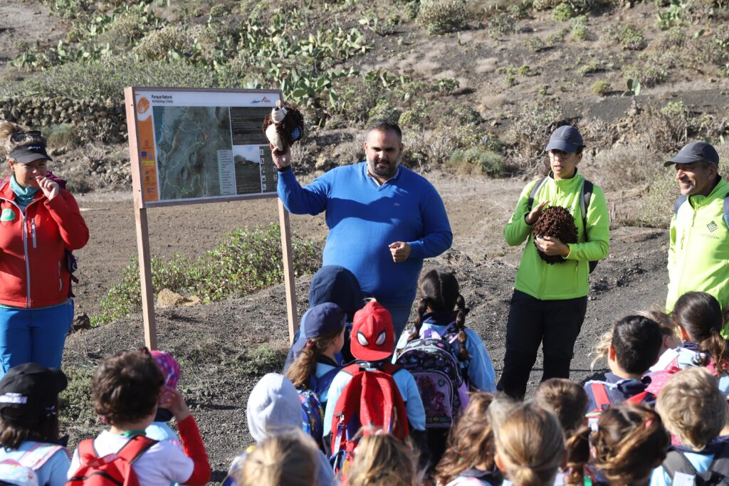 Lanzarote, Arrecife: Investition in ein Umweltbildungsprogramm 98 Investition 1