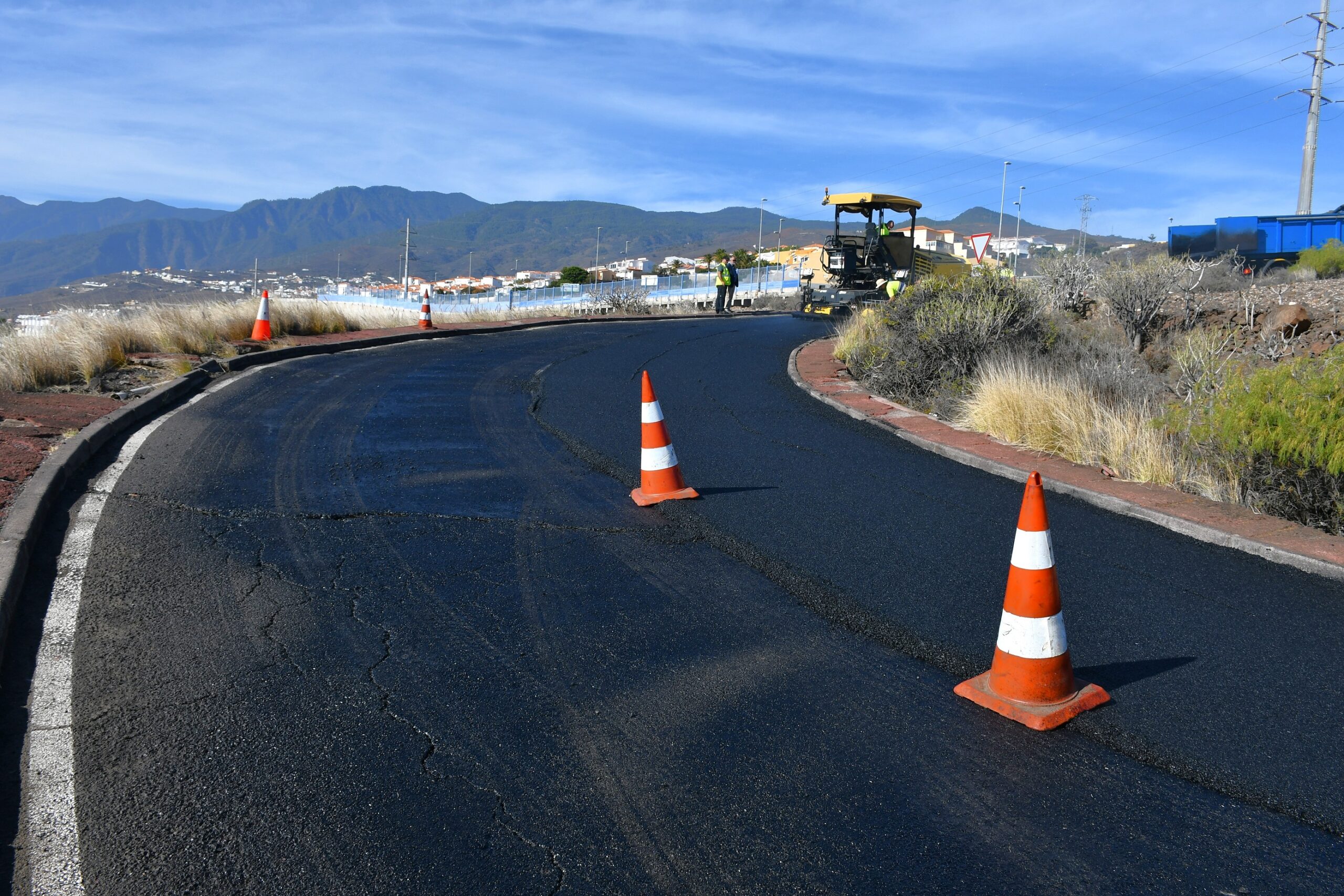 Neuer Asphalt scaled