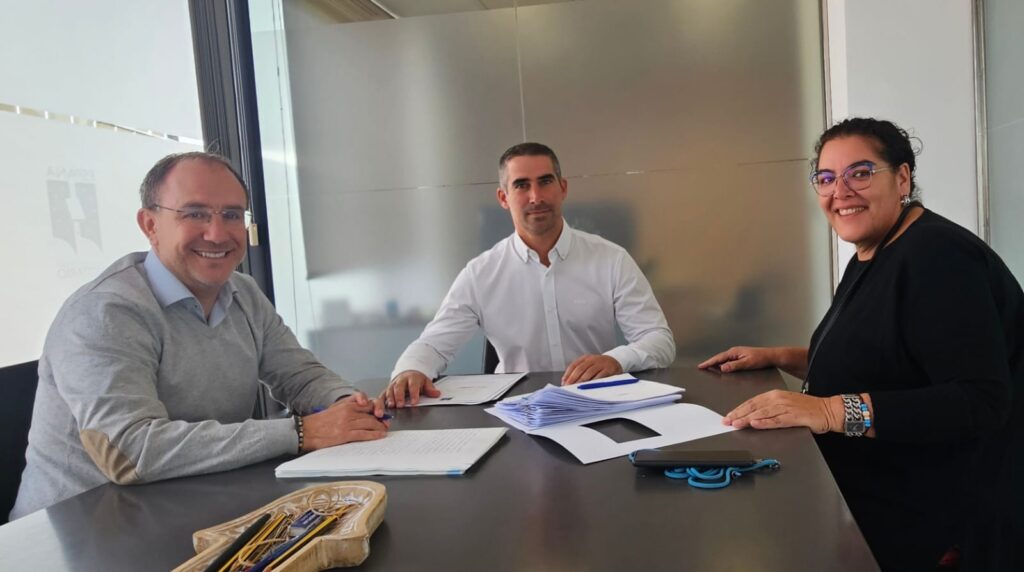 La Palma, Los Llanos de Aridane: Wohnungen für Vulkanopfer gekauft 100 Wohnungen