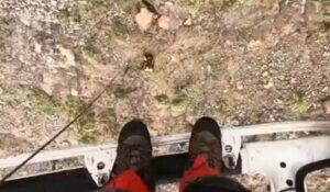 Teneriffa-Südwest, Santiago del Teide: Junge Frau schwebt zwischen Leben und Tod 13 Junge Frau 1