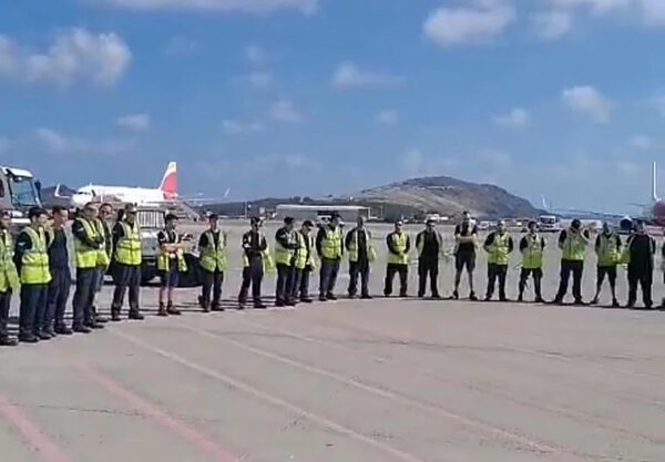 Gran Canaria-Ost, Vecindario: Schweigeminute für verstorbenen Kollegen 5 Schweiteminute