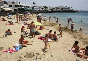 Kanarische Inseln: Weniger Flugkapazität in diesem Sommer 1 Weniger