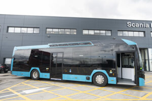 Gran Canaria-Nord, Las Palmas: Erster Elektro-Bus für den Überlandverkehr 5 erster 1