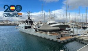 Lanzarote, Arrecife: Filmreifer Einbruch auf Luxusjacht 58 Filmreifer