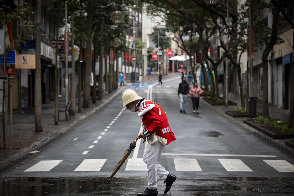Kanarische Inseln: Karneval bei Wind- und Wellenwarnung 1 Karneval