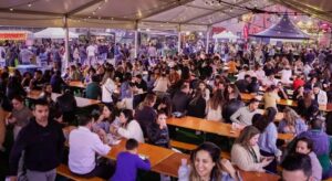 Teneriffa-Nordost, Santa Cruz: Burger-Fest in der Messehalle 19 BUrger