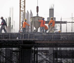 Kanarische Inseln: Händeringend Personal gesucht 3 Haenderingend 1