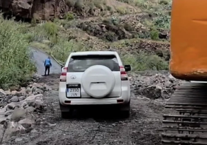 Gran Canaria-Süd, Mogán: Provisorische Straße – einziger Weg aus der Isolation 6 provisorische