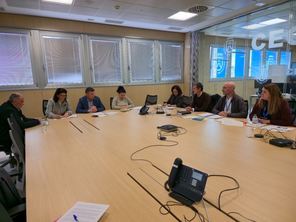 Teneriffa-Nordost, Santa Cruz: Abkommen für eine bessere Zusammenarbeit 98 Abkommen