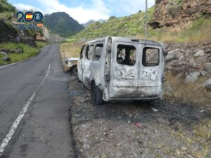 La Palma, Santa Cruz: Auto-Brandstifter festgenommen 17 Auto