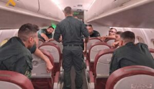 Kanarische Inseln: Einzigartiges Training für Polizisten in echten Flugzeugen 1 Einzigartiges