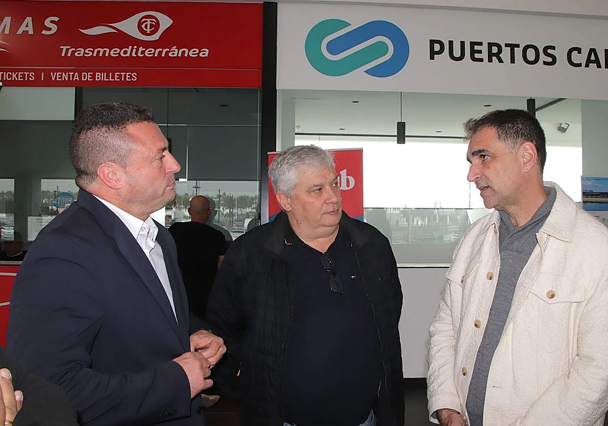 Lanzarote, Yaiza: Kreuzfahrtschiffe für Playa Blanca 1 Kreuzfahrtschiffe 1