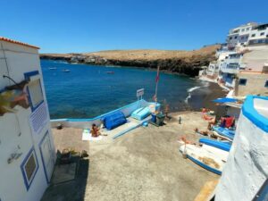 Gran Canaria-Ost, Telde: Dusche an der Playa de Tufía außer Betrieb 7 Dusche