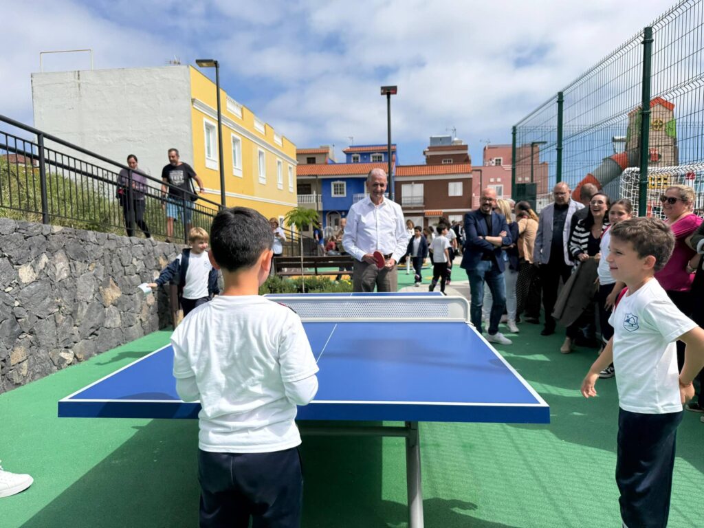 Teneriffa-Nord, La Orotava: Neuer Spielplatz eingeweiht 98 Neuer