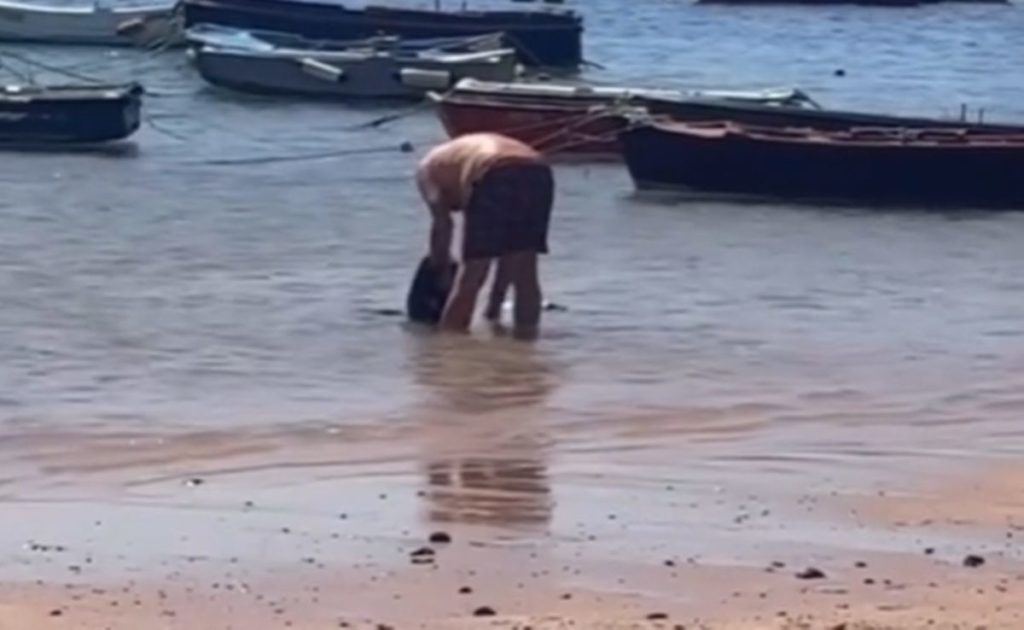 Teneriffa-Nordost, Santa Cruz: Strand als Badezimmer missbraucht 99 Strand