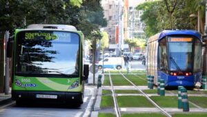 Teneriffa-Nordost, Santa Cruz: Extra-Spur für Busse 10 Extraspur