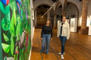 Lanzarote, Teguise: Kunstausstellung <em>Flores de la Amazonas</em> 21 Kunstausstellungm flores