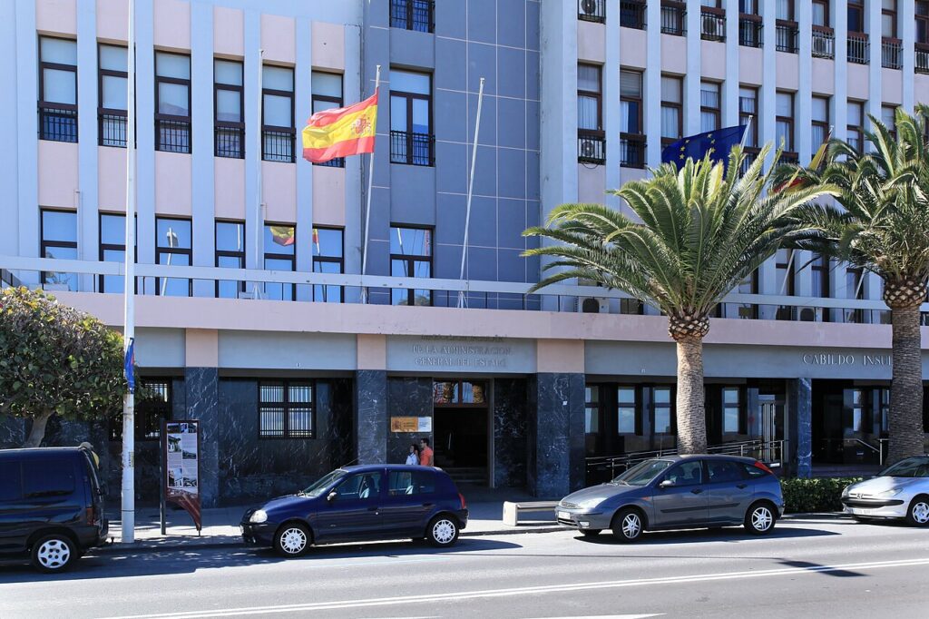La Palma, Santa Cruz: Mögliche Lebensmittelvergiftung bei Schulabschluss 97 Moegliche