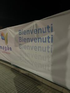 Gran Canaria-Süd, Mogán: Papstempfang mit Rechtschreibfehler 4 Papstempfang