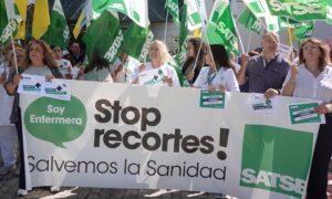 Teneriffa-Nordost, Santa Cruz: Protest vor dem Universitätskrankenhaus 11 Protest