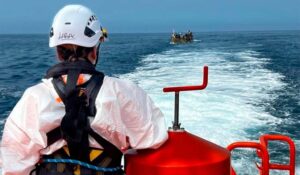 Lanzarote, Arrecife: Seenotrettung rettet Migranten vor Lanzarote 16 Seenotrettung