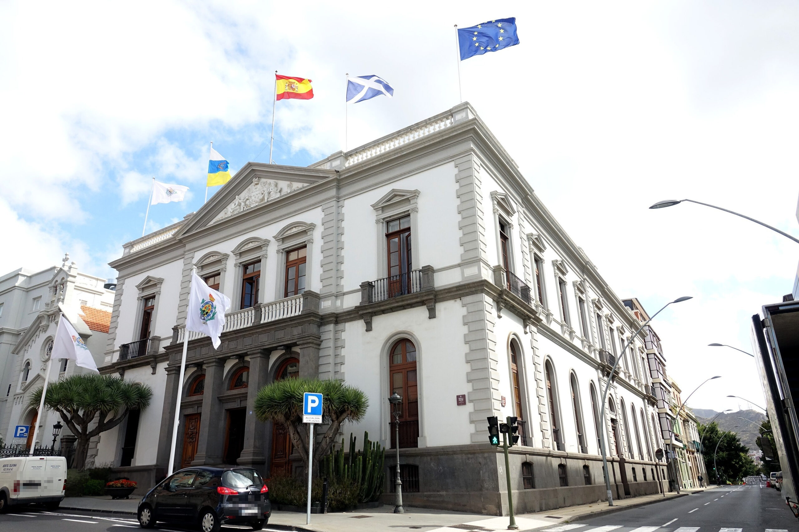 Stadtbueros scaled