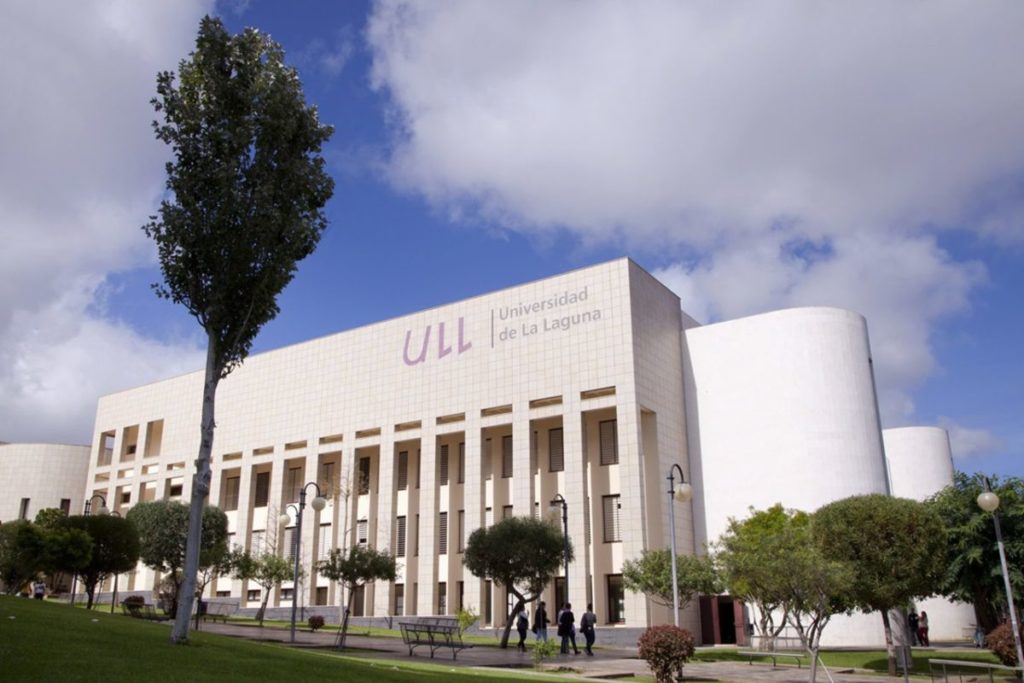 Universitaet