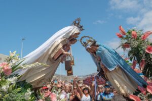 Gran Canaria-Süd, Mogán: Virgen del Carmen wird Ehren-Bürgermeisterin 7 Virgen del Carmen de Arguineguin y Playa de Mogan en su encuentro anual