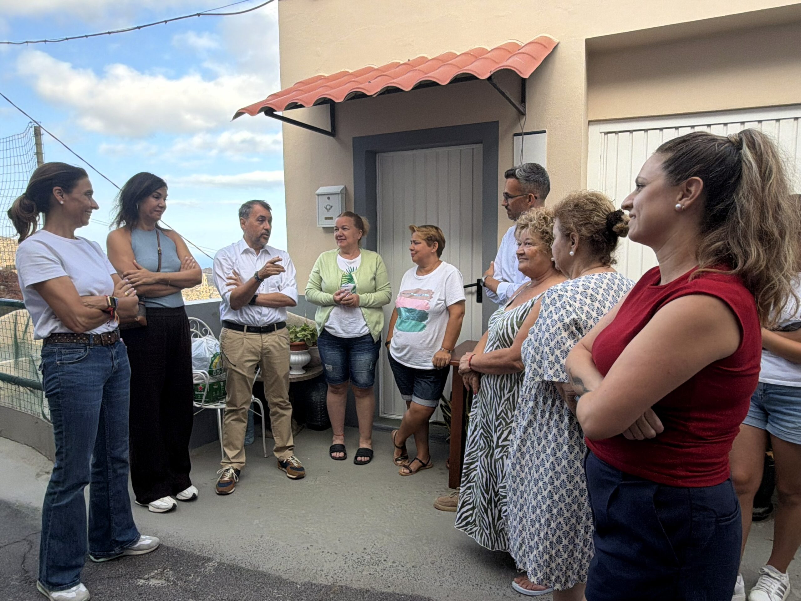 Teneriffa-Nordost, Santa Cruz: Bürgermeister-Besuch in Los Campitos 1 Buergermeister 1 scaled