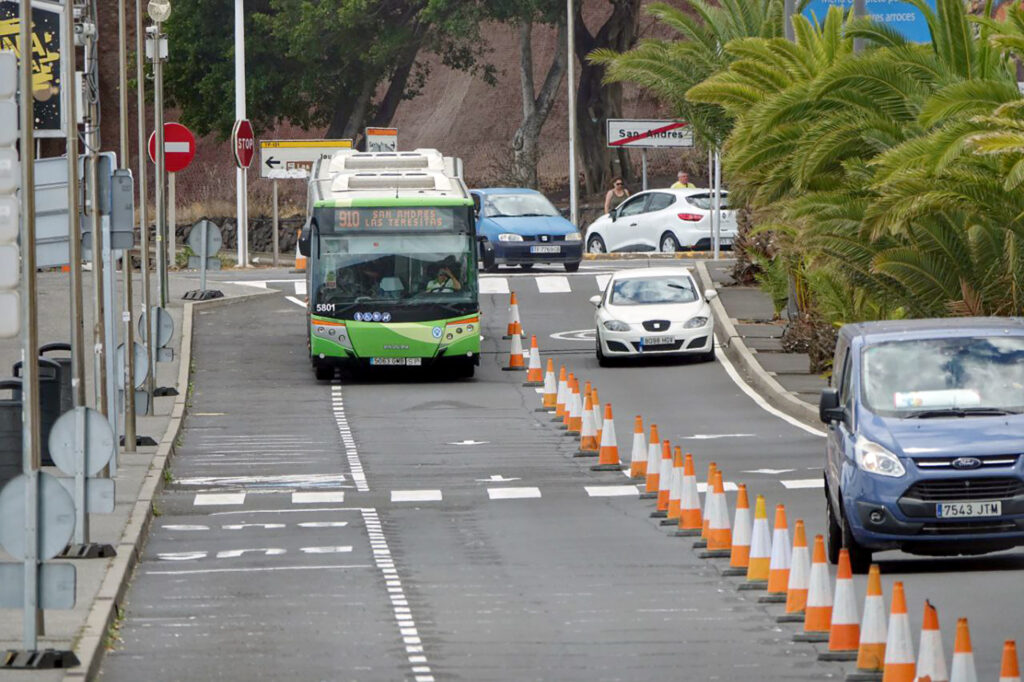 Bus Spur