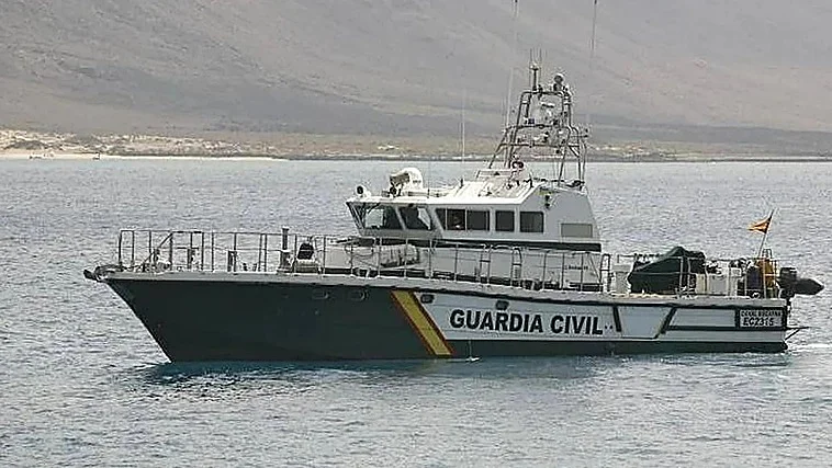 Gran Canaria-Nord, Las Palmas: Festnahme nach der Ankunft im Hafen 96 Festnahme 1