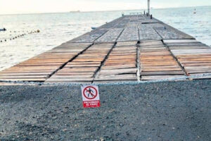 Teneriffa-Nordost, Santa Cruz: Kaputte Fußgängerbrücken müssen warten 3 Kaputte