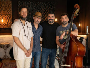 Teneriffa-Nord, Puerto de la Cruz: <em>Yul Ballesteros Trío featuring Ariel Brínguez</em> 22 Yul Ballesteros