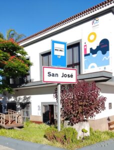Teneriffa-Nord, San Juan de la Rambla: Bessere Anbindung der mittleren Höhenlagen 18 Bushaltestelle San Jose