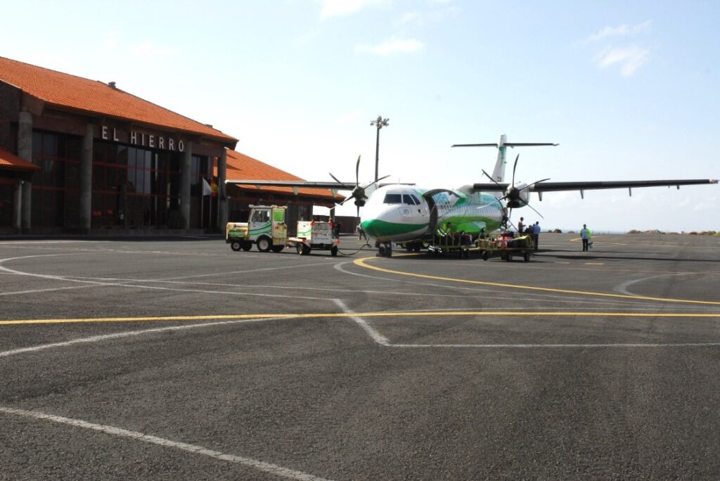 El Hierro, Valverde: Anstieg der Passagierzahlen 91 El Hierro Flughafen