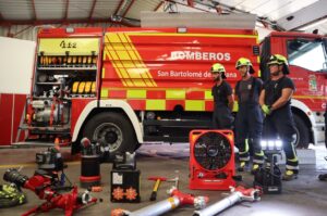 Gran Canaria-Südost, San Bartolomé de Tirajana: Neue Löschwagen 12 Feuerwehr San Bartolome