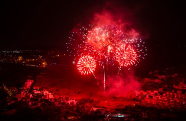 Gran Canaria-Nordost, Las Palmas: Riesenfeuerwerk in San Lorenzo 96 Feuerwerk