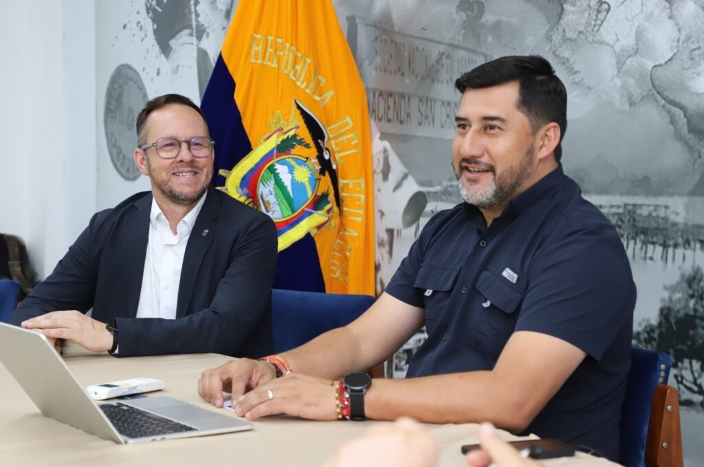 Kanarische Inseln: Kanarische Inseln und Galápagos-Inseln vereinbaren Zusammenarbeit 94 Galapagos Zusammenarbeit